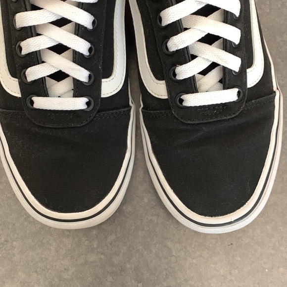 Vans Classic Old Skool 8.5 - Picture 3 of 9